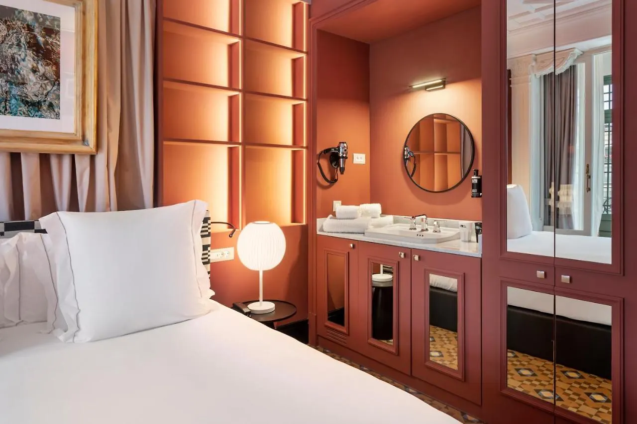 One Shot Arago Hotel Barcelona 3*,