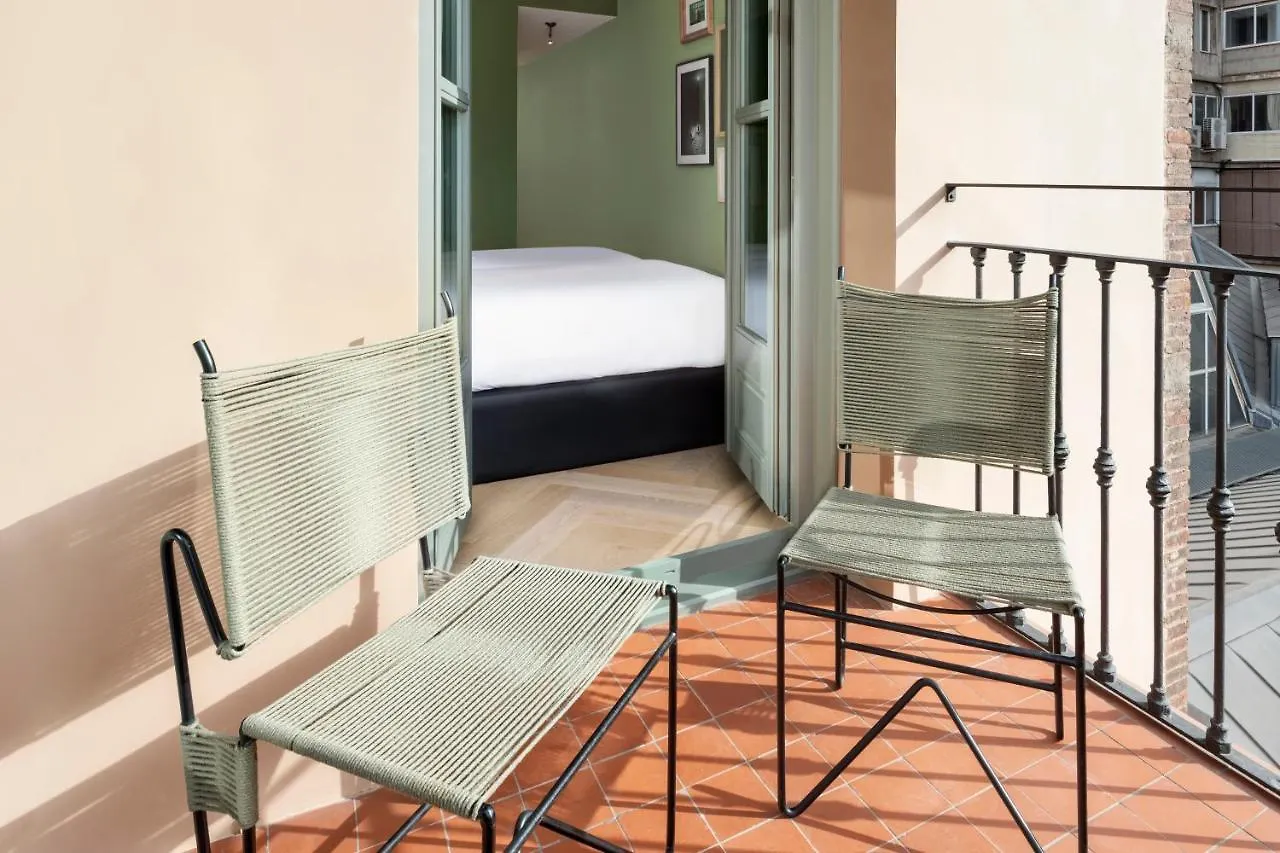 One Shot Arago Hotel Barcelona